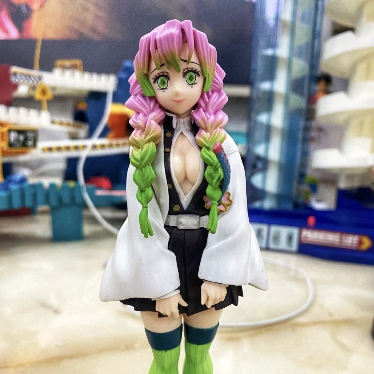 مجسم شخصية قاتل الشياطين ميتسو - مراجعة Anime Cosplay Tanjiro وسعره